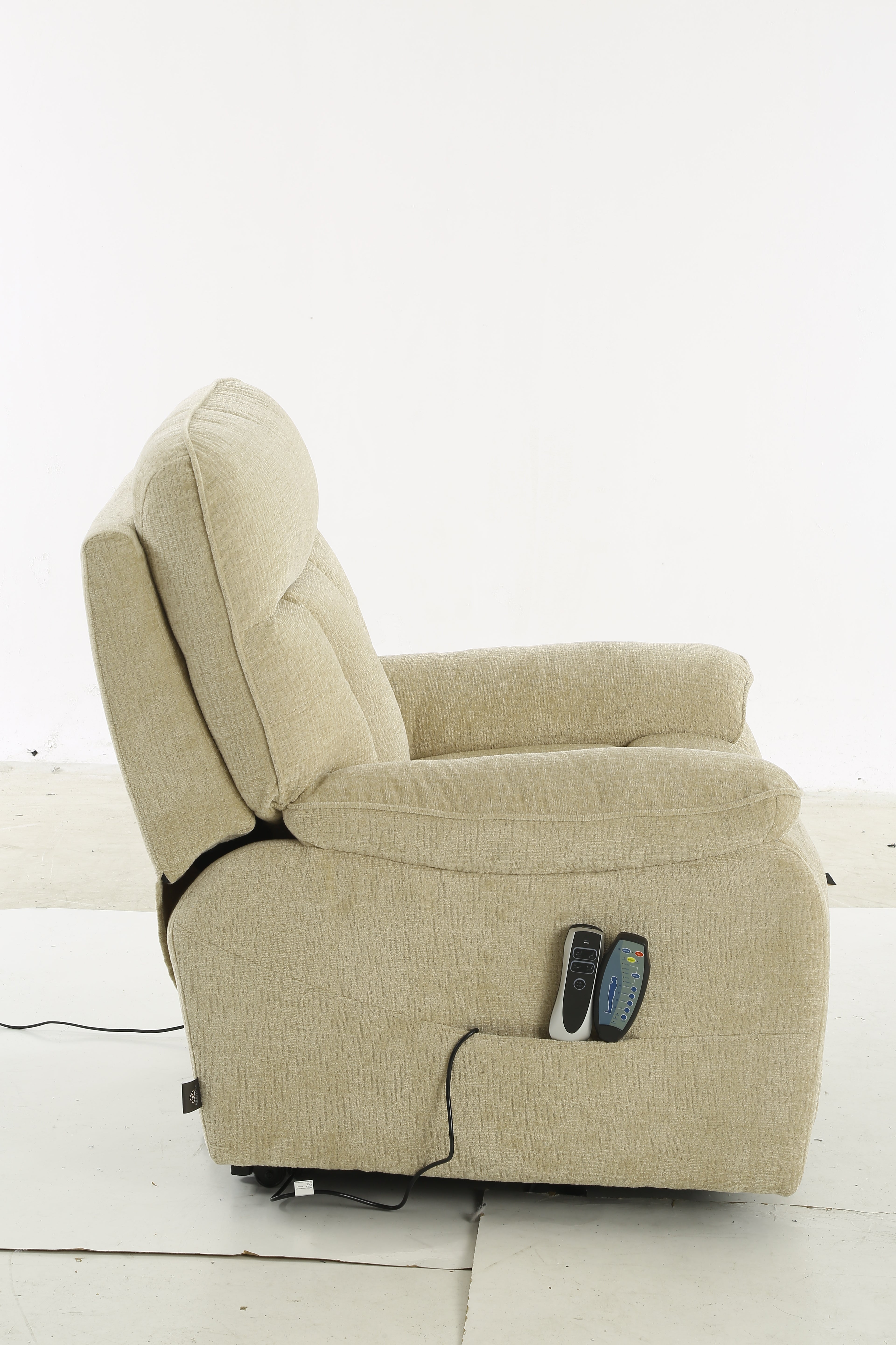 Cornwall Beige Rise & Recline Massage Chair