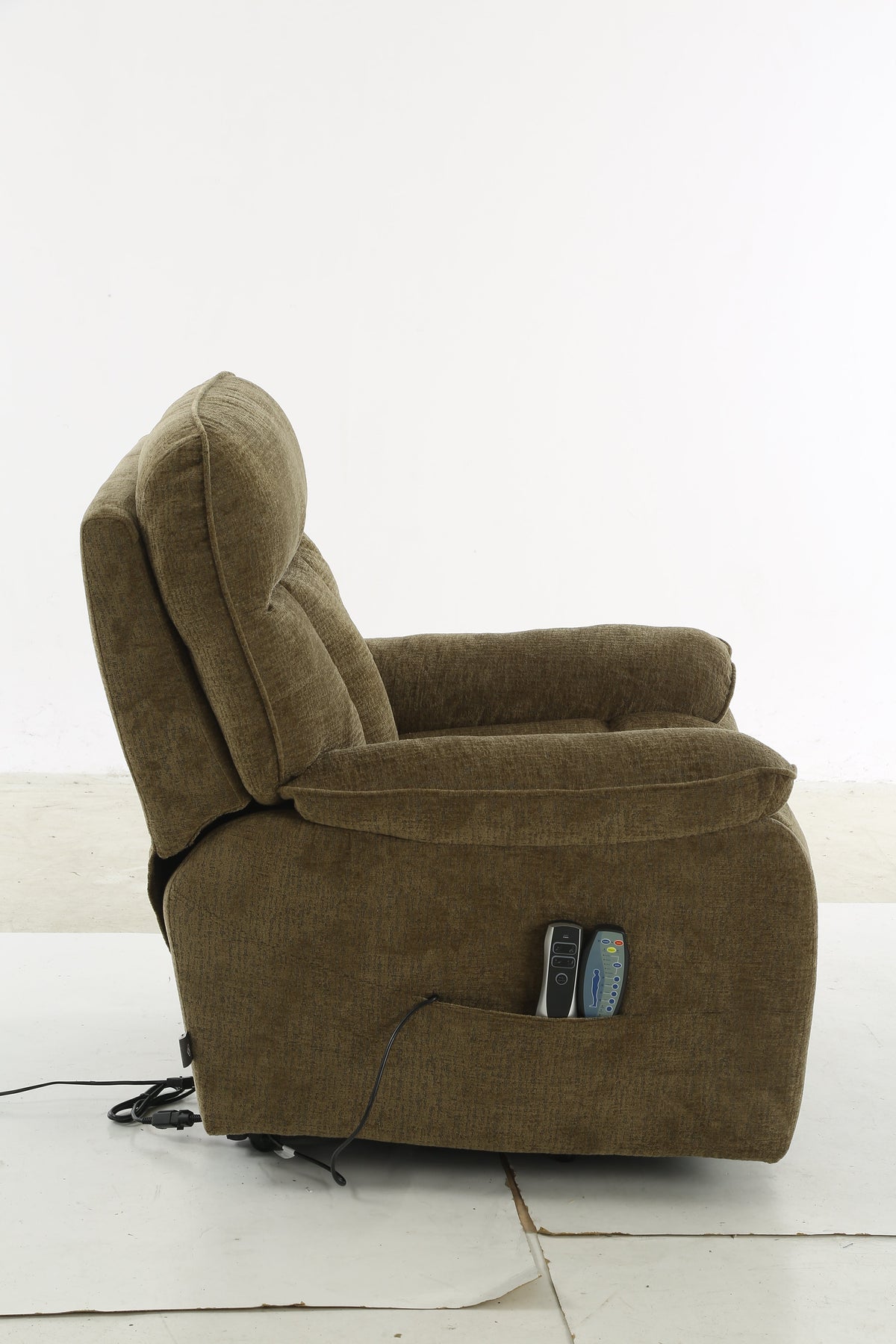 Cornwall Brown Rise & Recline Massage Chair
