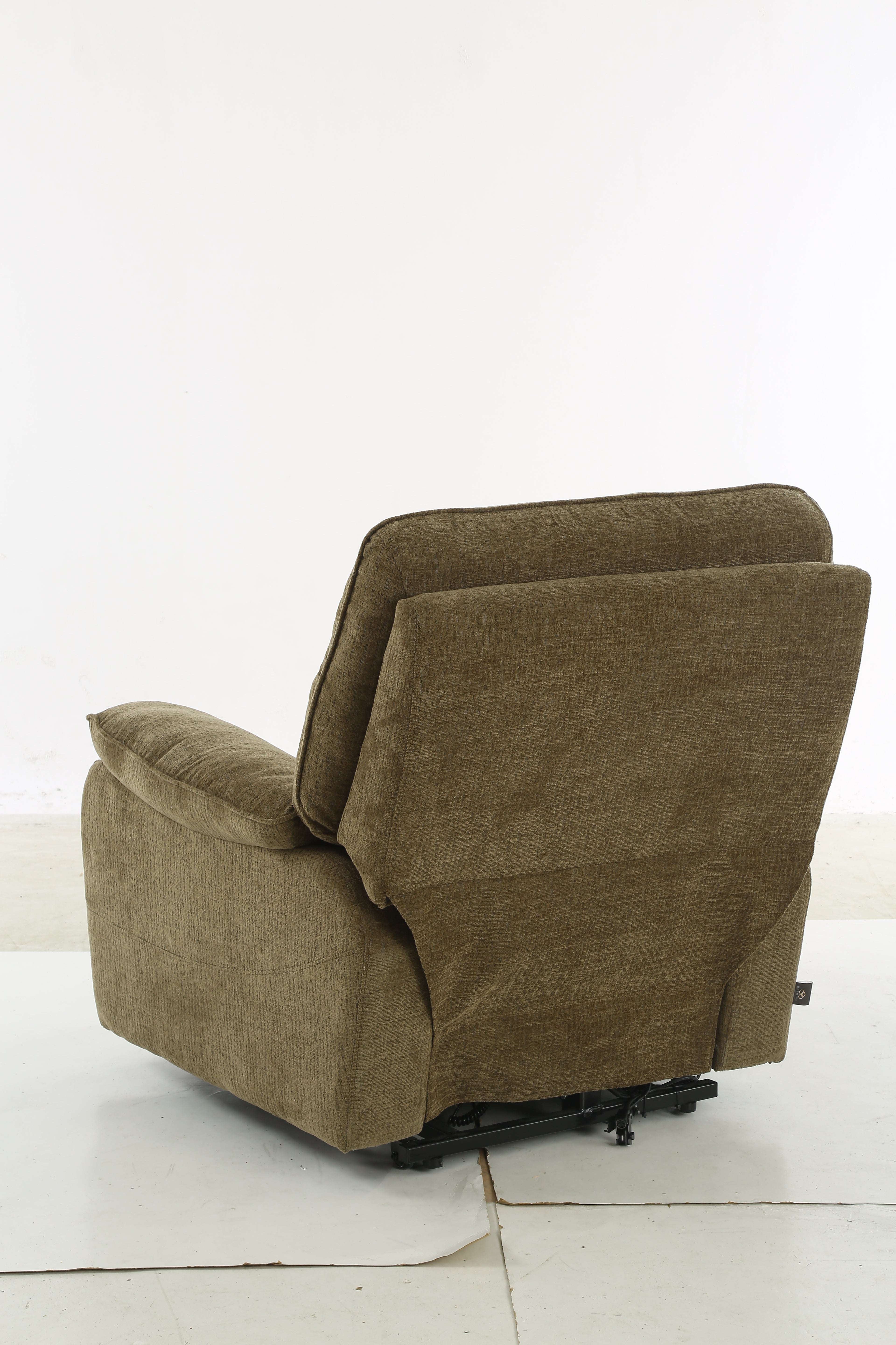 Cornwall Brown Rise & Recline Massage Chair