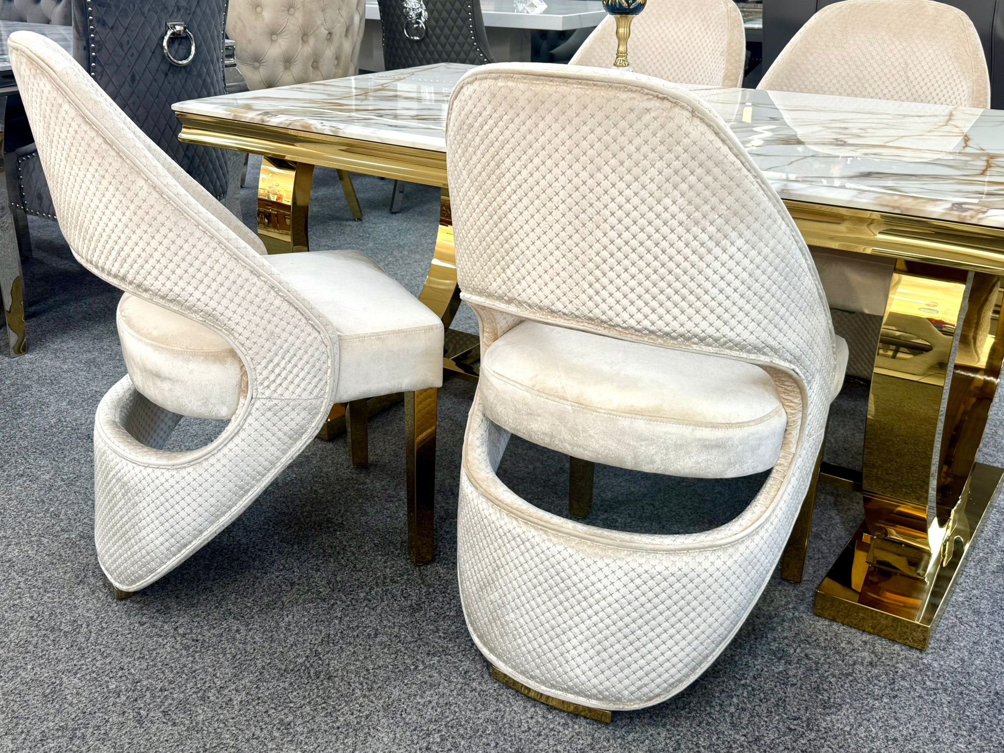 Arianna Marble & Gold Dining Table With Santos Curve Velvet Chairs Gold Legs