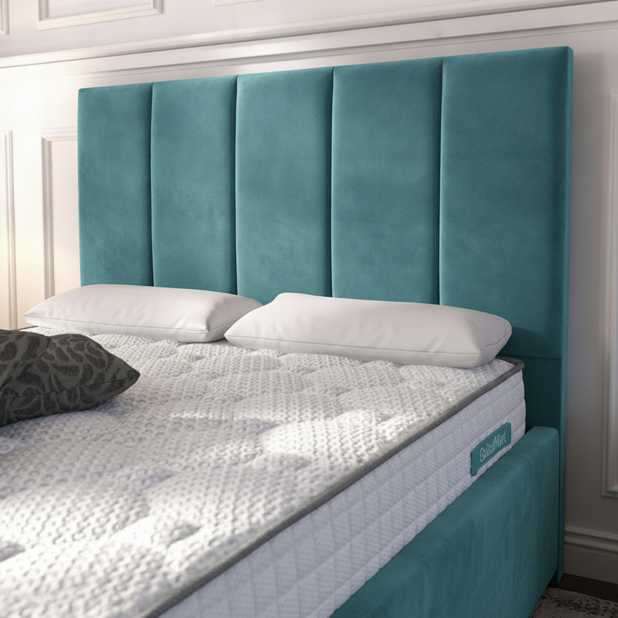 Bristol Ottoman Bed - Vibrant Turquoise