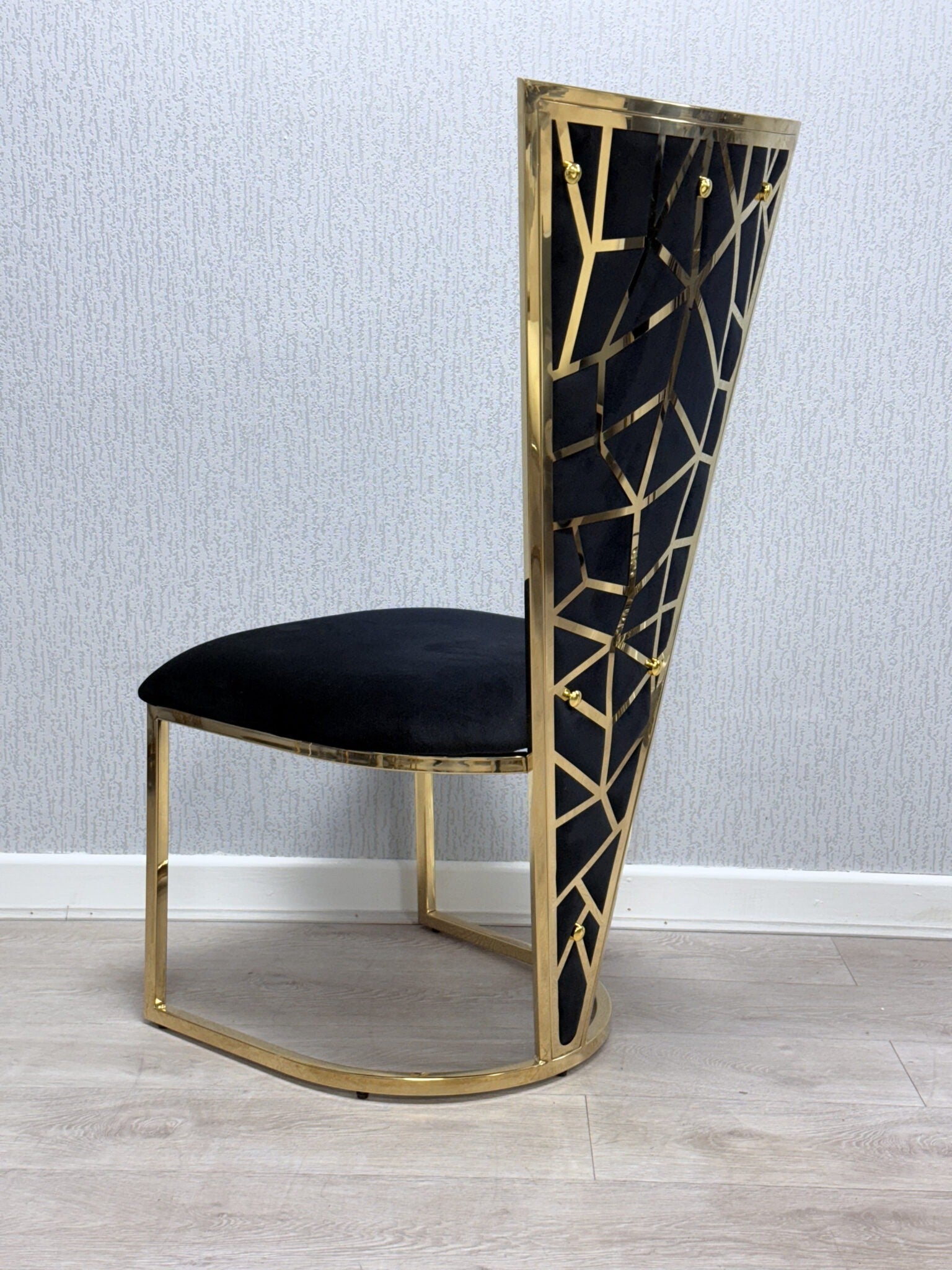 Chelsea 130cm Round Cream/Black with Gold Marble Table + 2/4 Vienna Gold Chairs